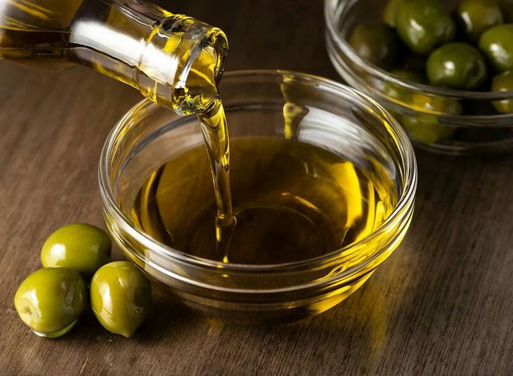 Ultimate Guide to Importing Premium Iranian Olive Oil in Bulk; Varieties, Certifications & Global Market Insights